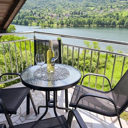 Villa Anita Яйце Экстерьер фото